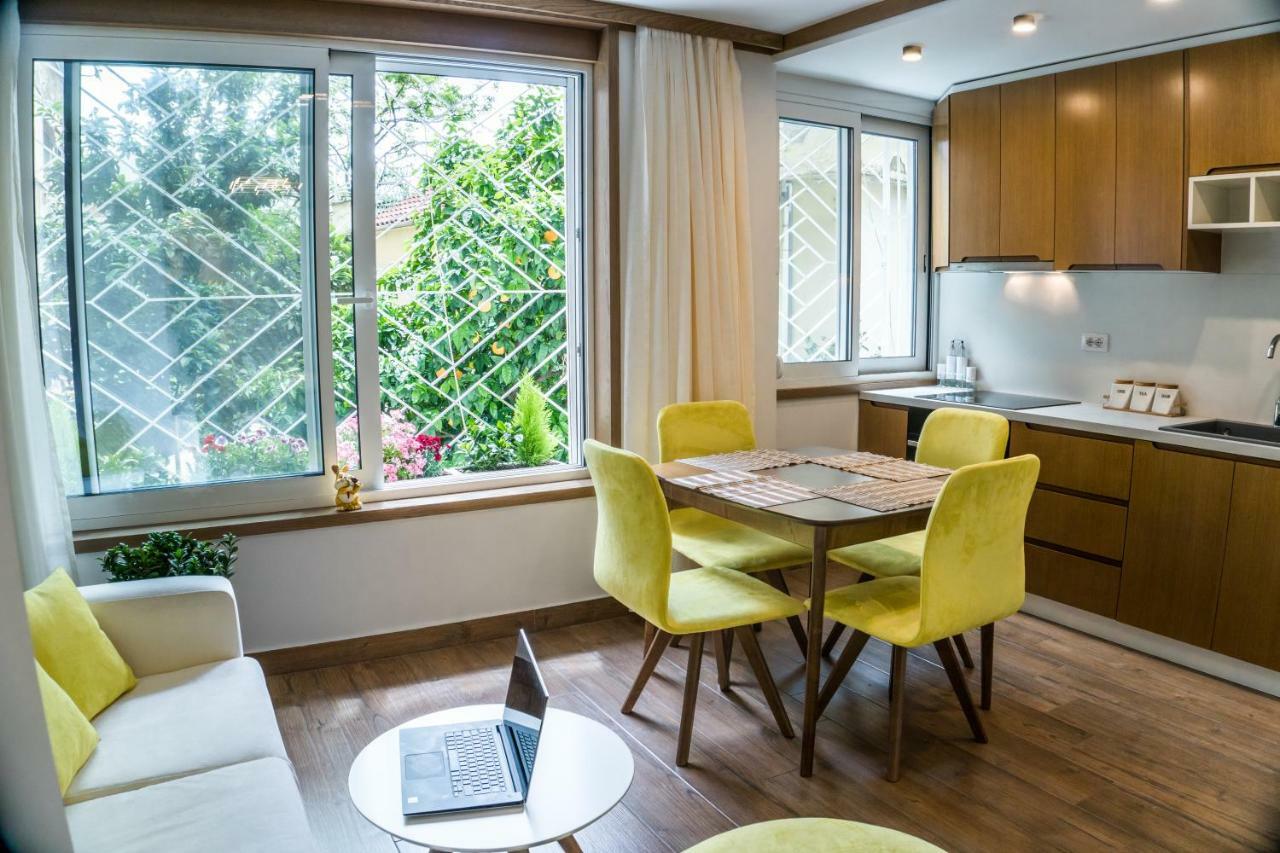 Venere Tirana Suite Buitenkant foto