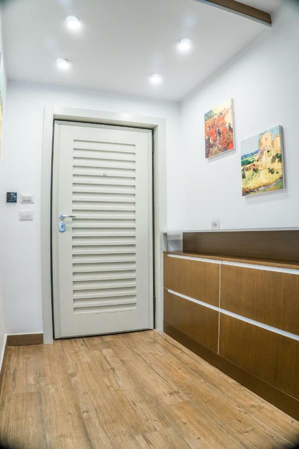 Venere Tirana Suite Buitenkant foto